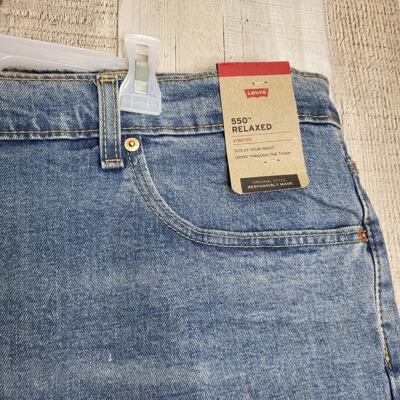 Men's Levi's 550 Relaxed-Fit Stretch Straight Blue Jeans 48x32 New - Picture 2 of 15